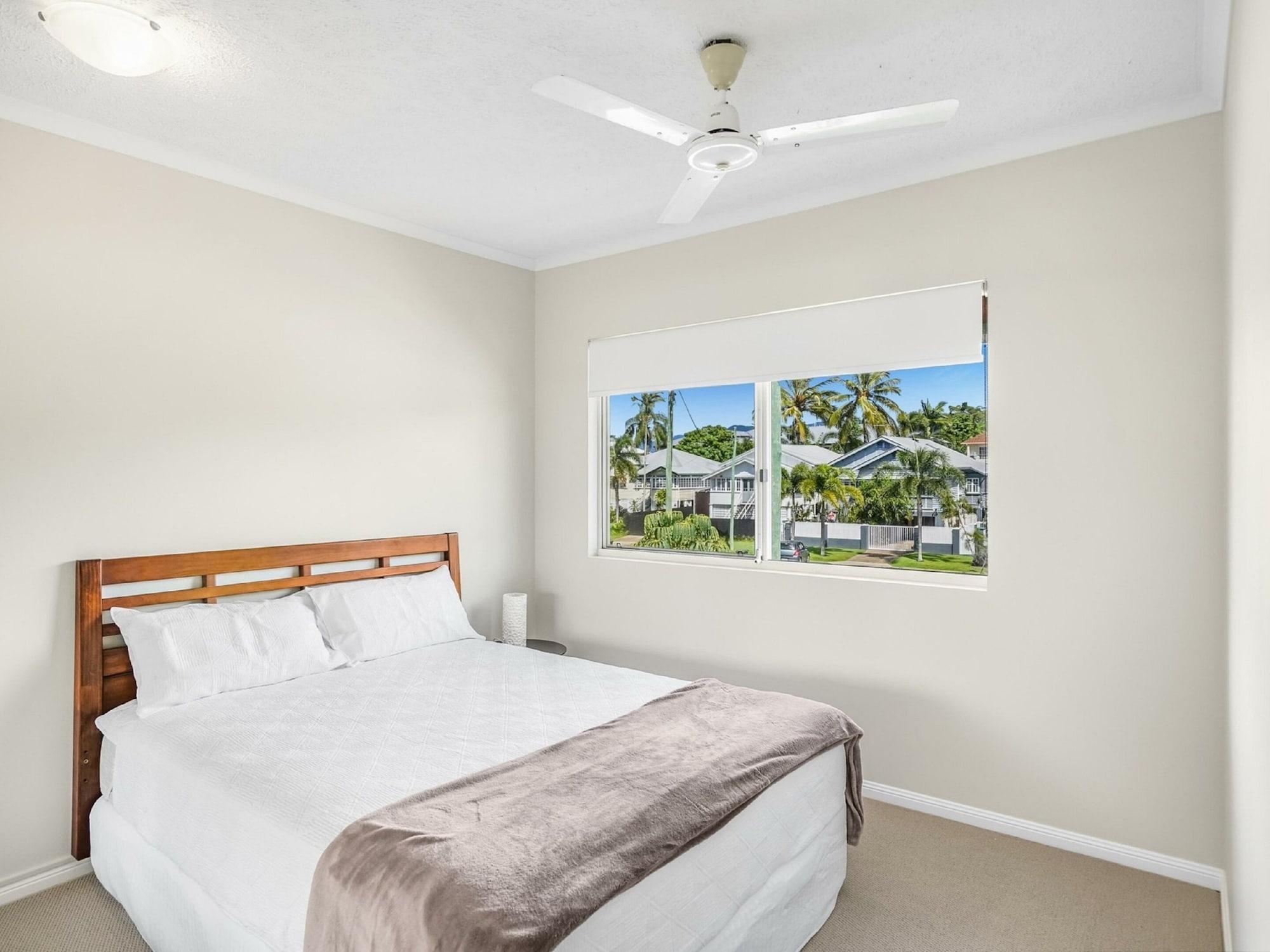 North Cove Waterfront Suites Cairns Dış mekan fotoğraf